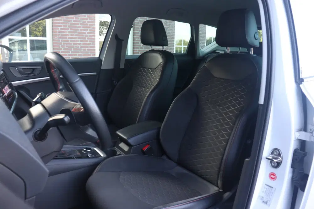 SEAT Ateca 1.5TSI FR DSG uit 2023, foto 8