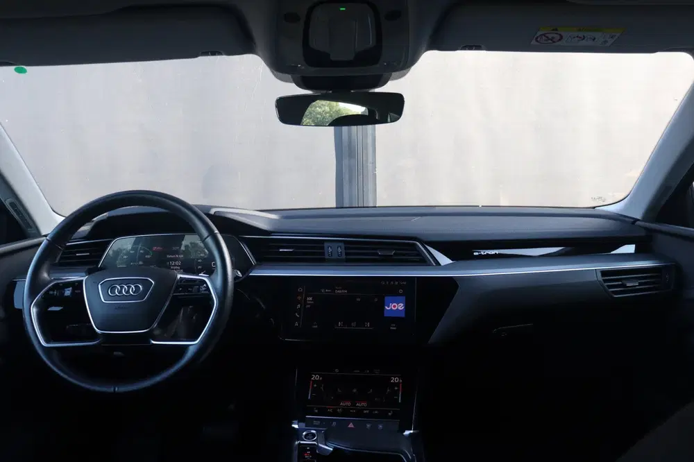 Audi e-tron 50 quattro 313PK uit 2022, foto 2