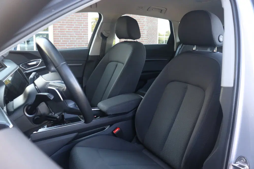 Audi e-tron 50 quattro 313PK uit 2022, foto 8