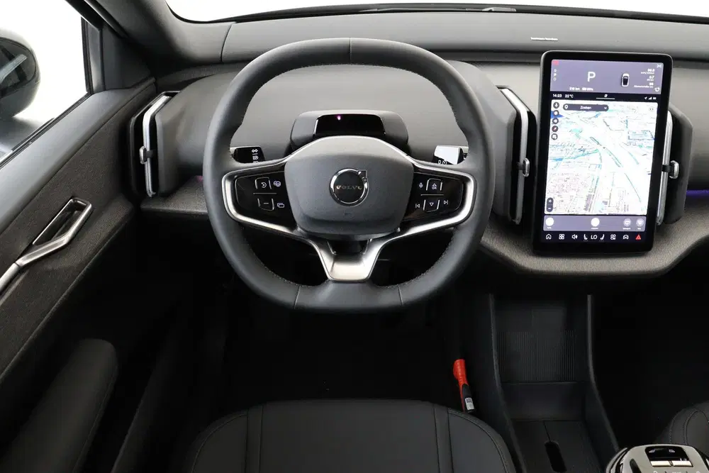 Volvo EX30 P3 LONG RANGE PLUS EUROPA 69 kWh -HARMAN uit 2026, foto 2