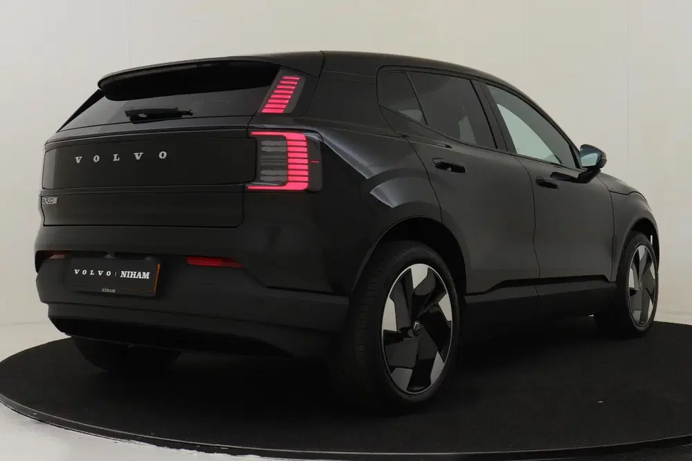 Volvo EX30 P3 LONG RANGE PLUS EUROPA 69 kWh -HARMAN uit 2026, foto 3