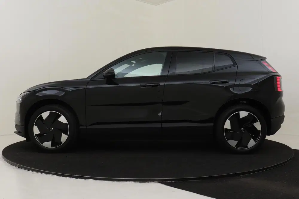 Volvo EX30 P3 LONG RANGE PLUS EUROPA 69 kWh -HARMAN uit 2026, foto 7