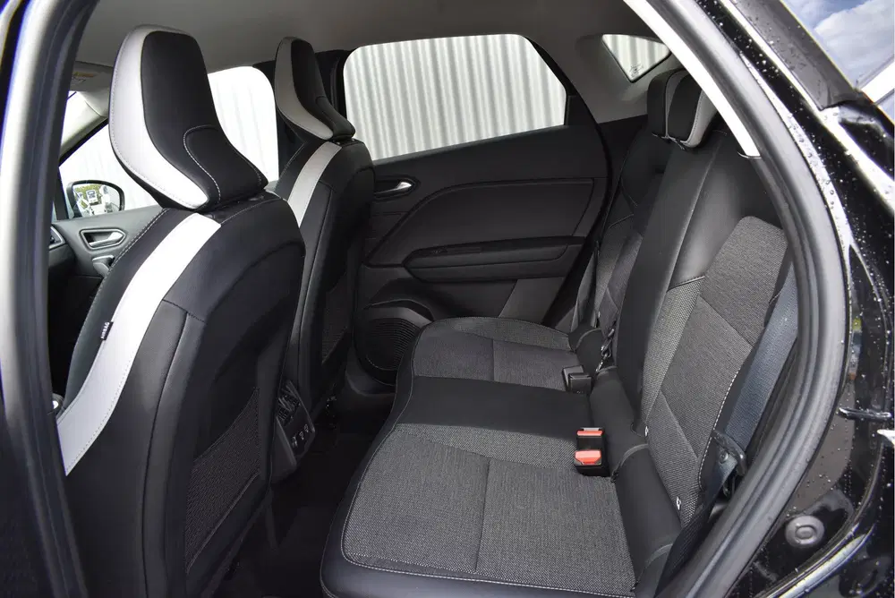 Renault Captur 1.0 TCe 90 Intens Virtual cockpit uit 2023, foto 11