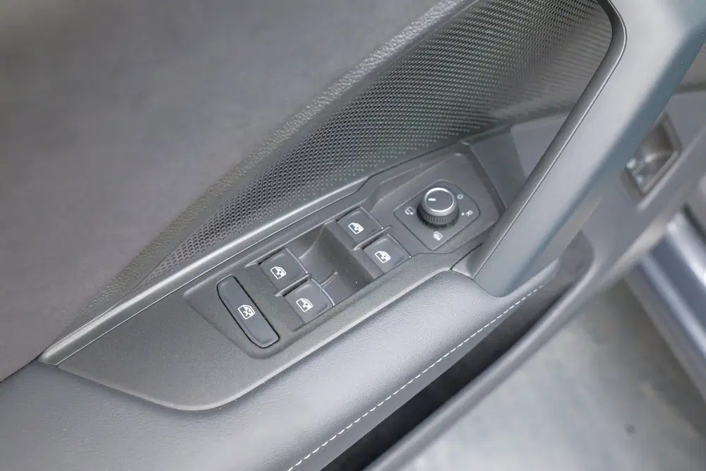 Volkswagen Tayron 1.5 eHybrid R-Line Edition uit 2025, foto 14