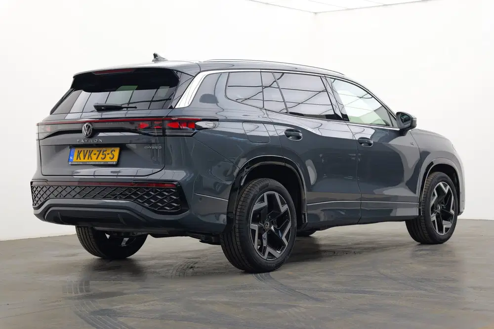 Volkswagen Tayron 1.5 eHybrid R-Line Edition uit 2025, foto 2