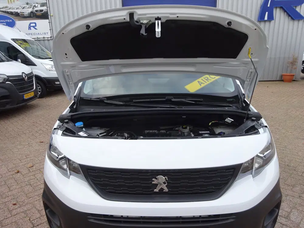 Peugeot Partner 1.5 BlueHDi 100 S&S L2 LONG AIRCO NAVIGATI uit 2024, foto 8