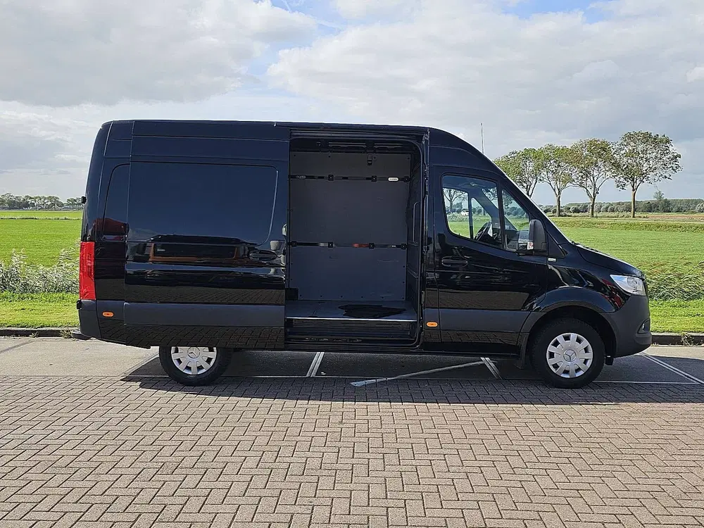 Mercedes-Benz Sprinter 317 L2H2 Navi Mbux Airco Navi Camera uit 2023, foto 13