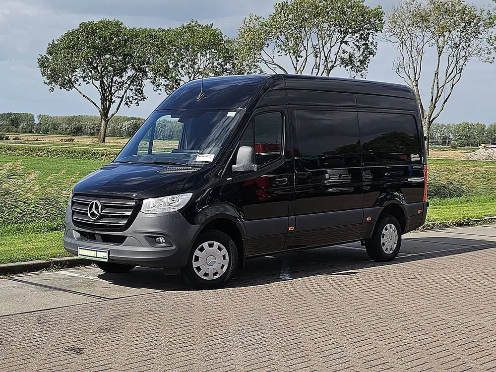 Mercedes-Benz Sprinter 317 L2H2 Navi Mbux Airco Navi Camera uit 2023, foto 2