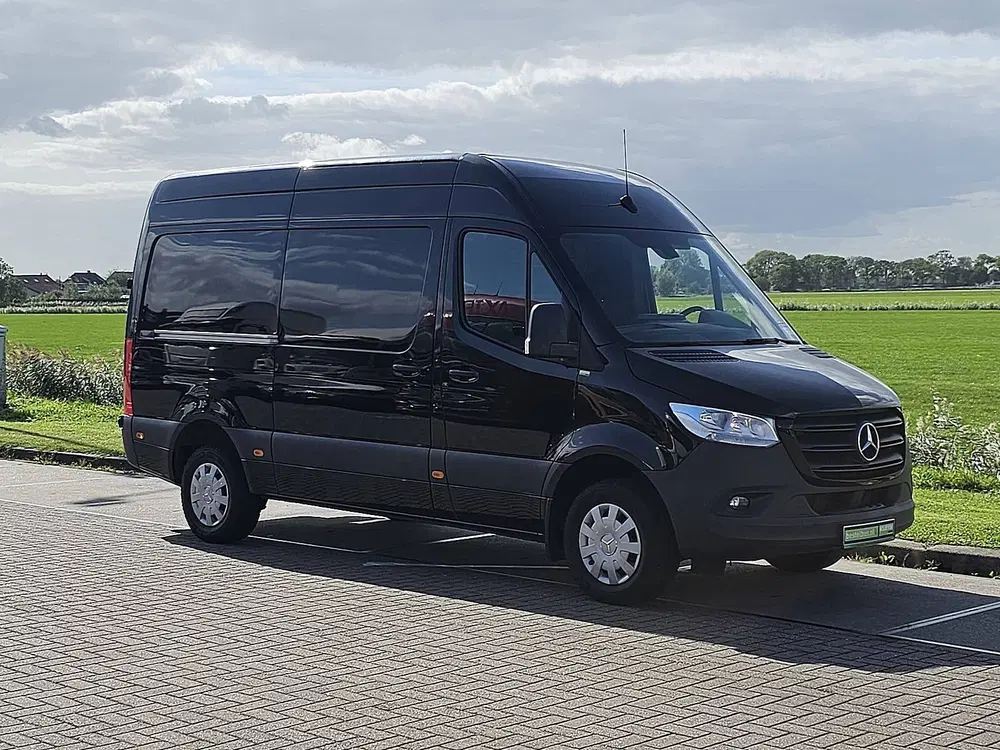 Mercedes-Benz Sprinter 317 L2H2 Navi Mbux Airco Navi Camera uit 2023, foto 5