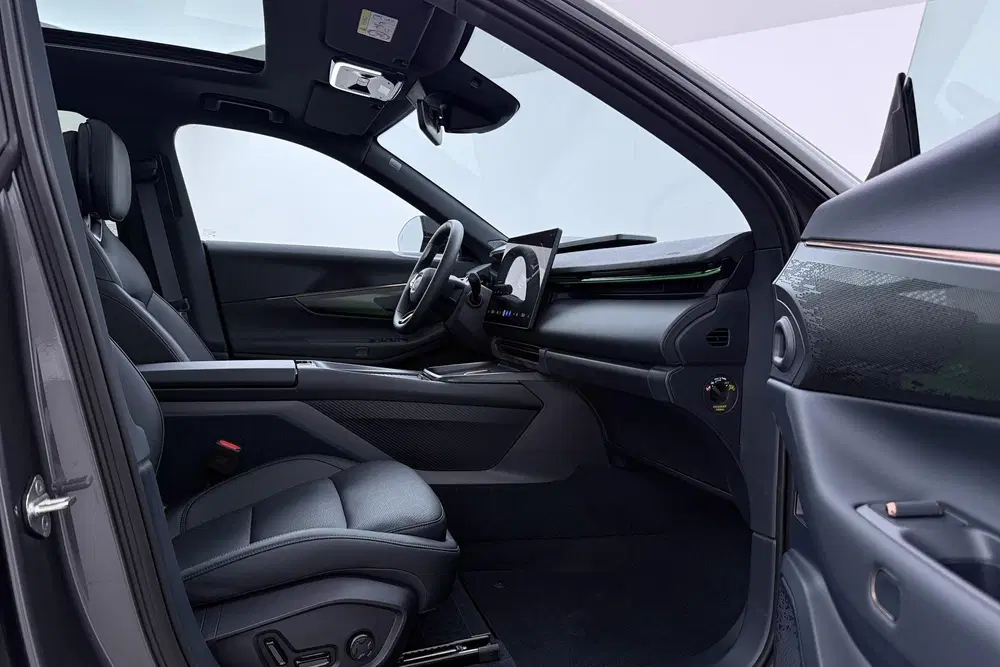 Lynk & Co 08 Lynk&co 08 1.5 Core uit 2026, foto 5