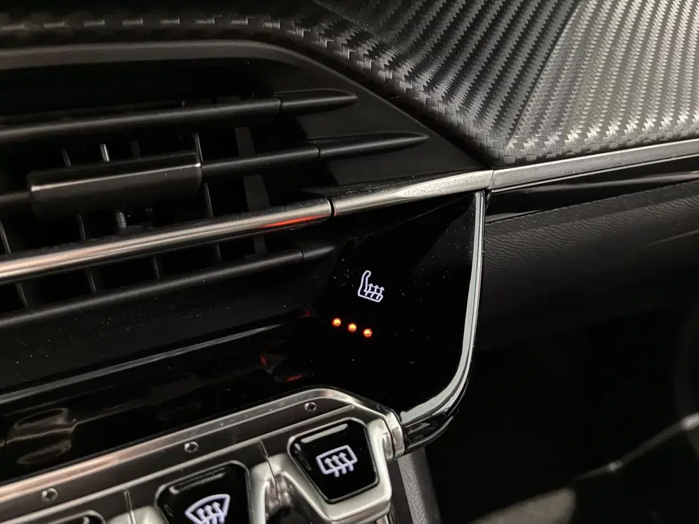 Peugeot 208 1.2 PureTech Allure Pack uit 2023, foto 12