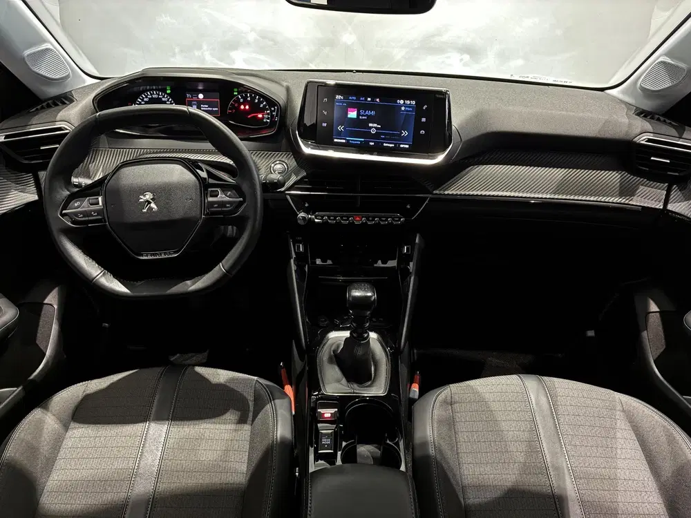 Peugeot 208 1.2 PureTech Allure Pack uit 2023, foto 7