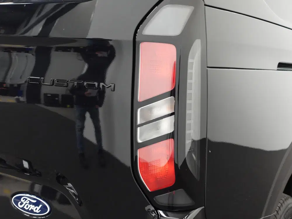 Ford Transit Custom 300 2.0 TDCI L2H1 Trend Automaat Airco N uit 2024, foto 12