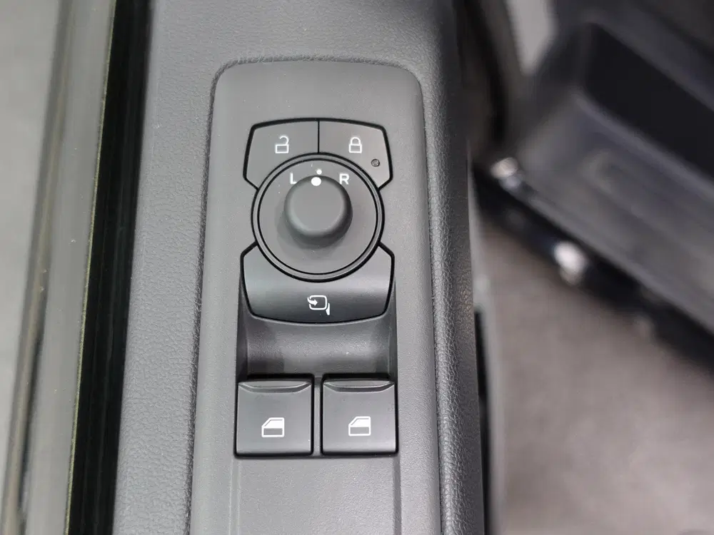 Ford Transit Custom 300 2.0 TDCI L2H1 Trend Automaat Airco N uit 2024, foto 13