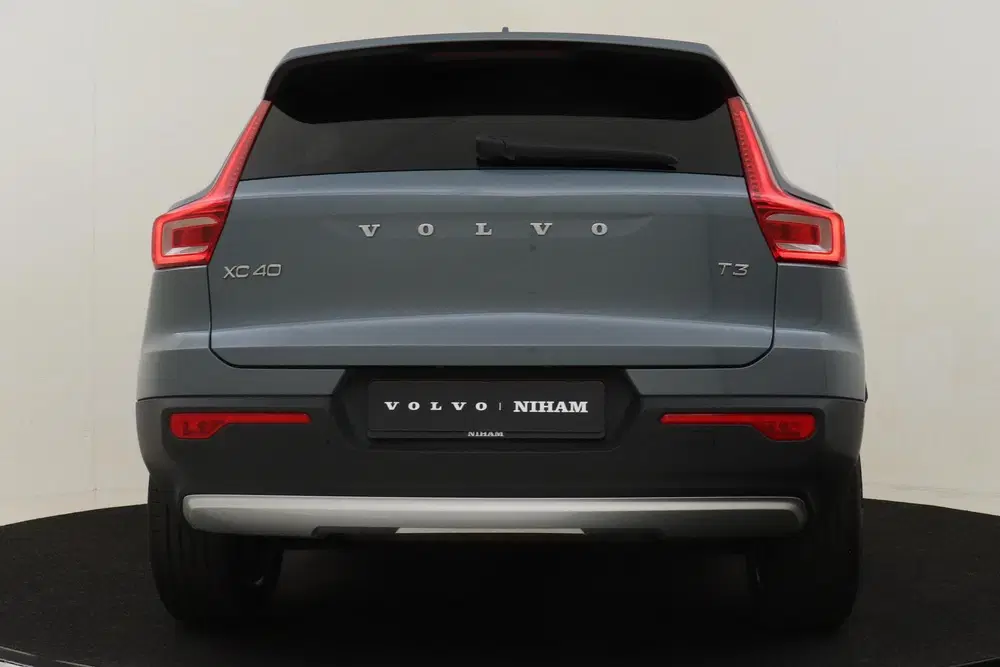 Volvo XC40 T3 AUT. MOMENTUM PRO -PANO.DAK uit 2019, foto 15