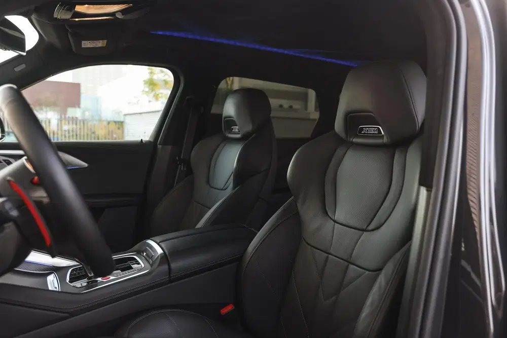 BMW XM 50e High Executive Automaat uit 2025, foto 12