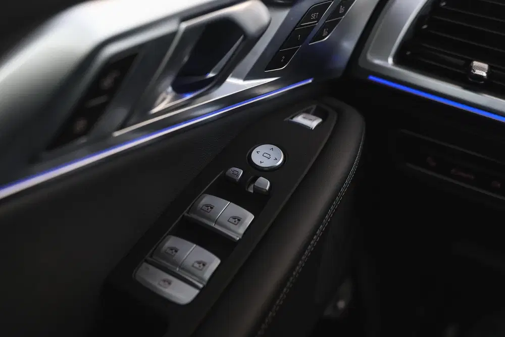 BMW XM 50e High Executive Automaat uit 2025, foto 14