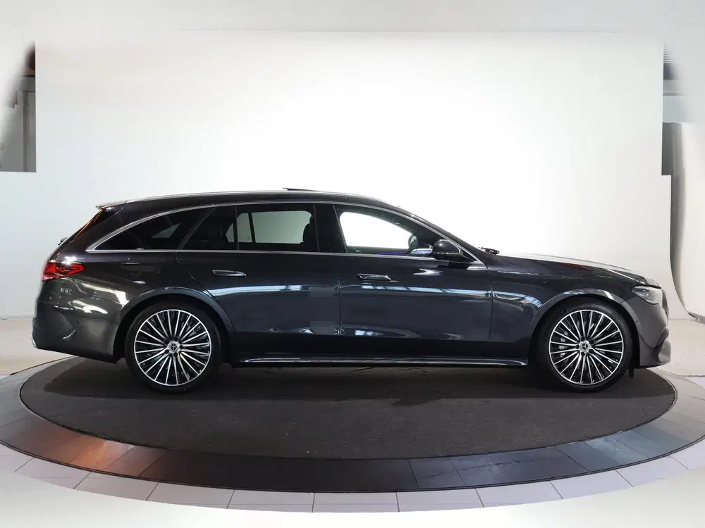 Mercedes-Benz E-Klasse 300e Sport Edition uit 2026, foto 6
