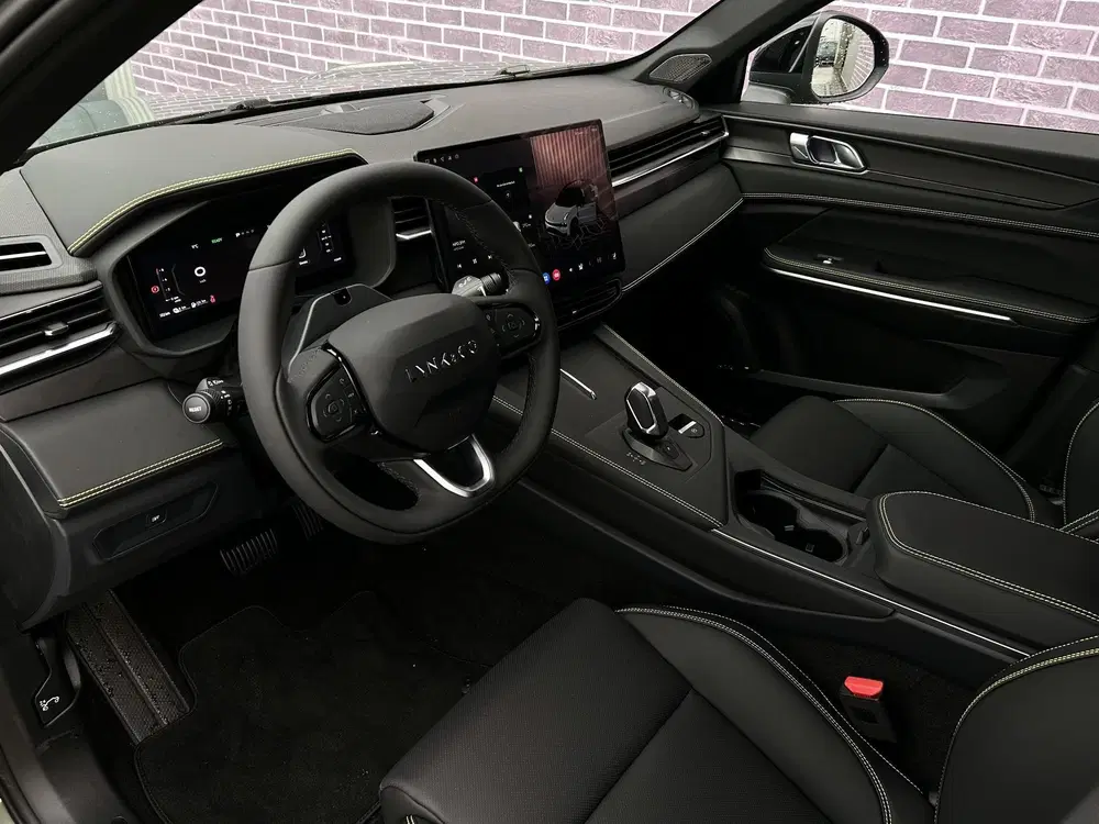 Lynk & Co 01 1.5 More PHEV uit 2026, foto 11
