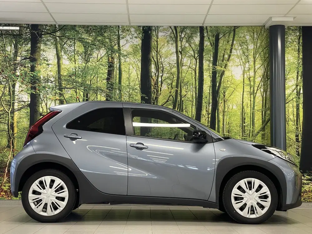 Toyota Aygo X 1.0 VVT-i MT Play uit 2024, foto 4