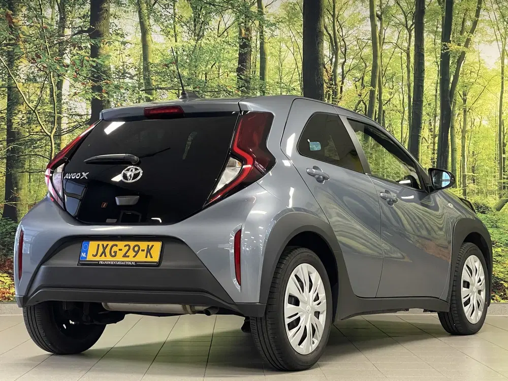 Toyota Aygo X 1.0 VVT-i MT Play uit 2024, foto 5