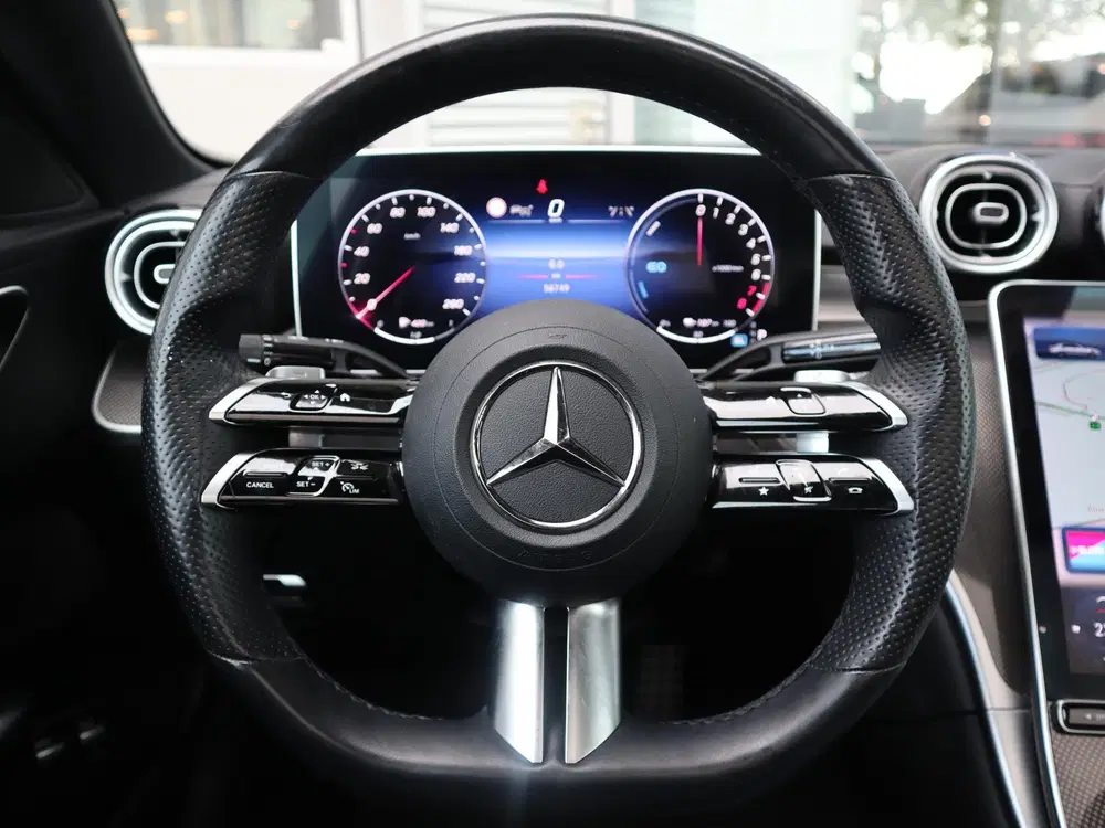 Mercedes-Benz C-Klasse 300 e AMG Line Limited uit 2023, foto 15