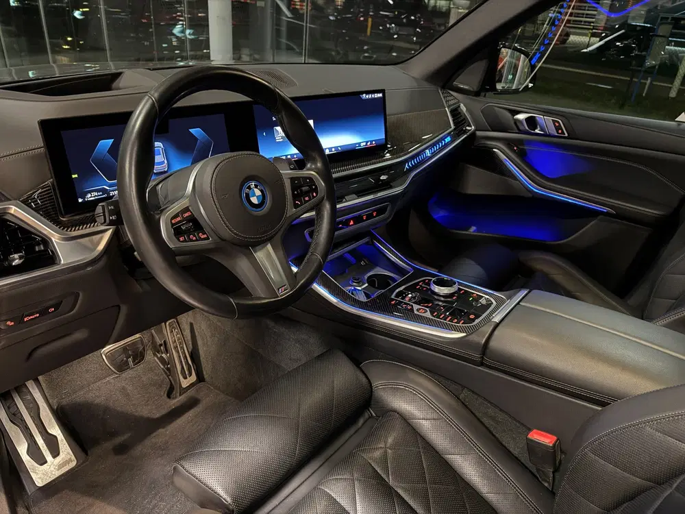 BMW X5 xDrive50e M-Sport Pro uit 2023, foto 11