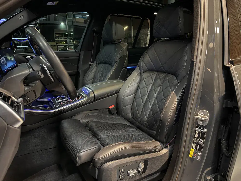 BMW X5 xDrive50e M-Sport Pro uit 2023, foto 12