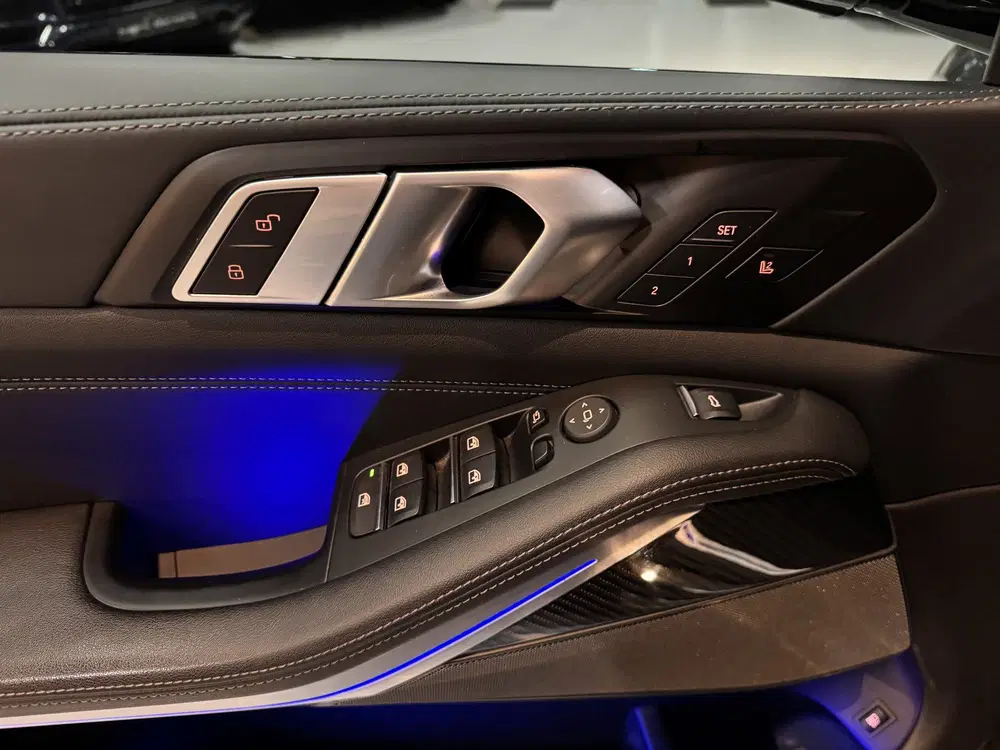 BMW X5 xDrive50e M-Sport Pro uit 2023, foto 13