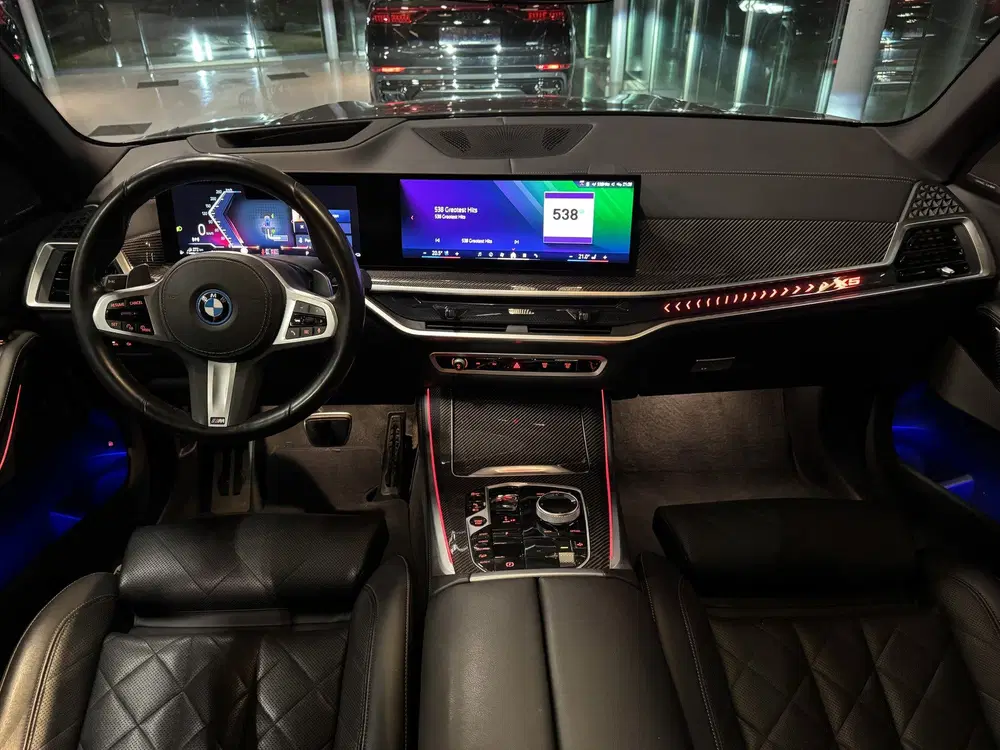 BMW X5 xDrive50e M-Sport Pro uit 2023, foto 15