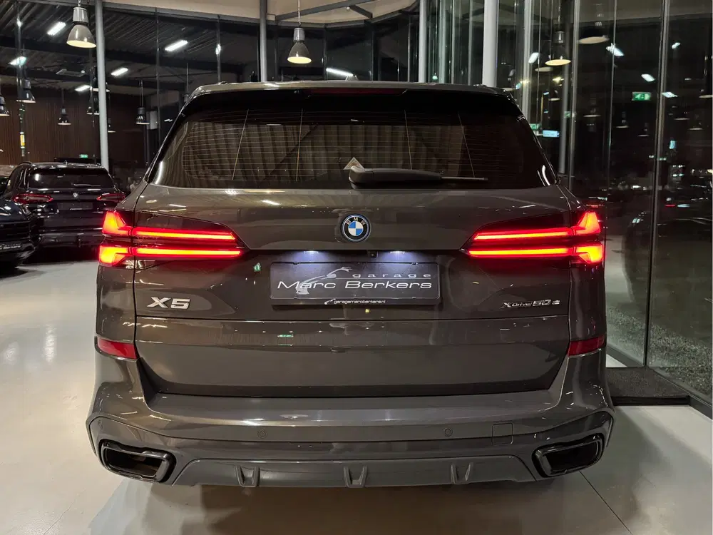 BMW X5 xDrive50e M-Sport Pro uit 2023, foto 4