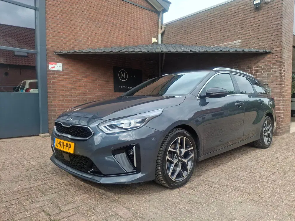 Kia Ceed 1.5 T-GDi MHEV GT-Line Edition 160PK Ca uit 2021, foto 10