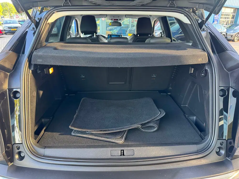 Peugeot 3008 1.2 PureTech Allure Pack Airco Cruise Navi uit 2022, foto 11