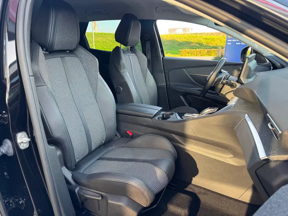 Peugeot 3008 1.2 PureTech Allure Pack Airco Cruise Navi uit 2022, foto 12