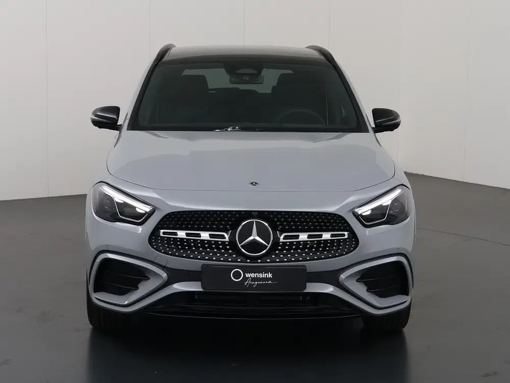 Mercedes-Benz GLA 250 e 140 Years Edition uit 2026, foto 3