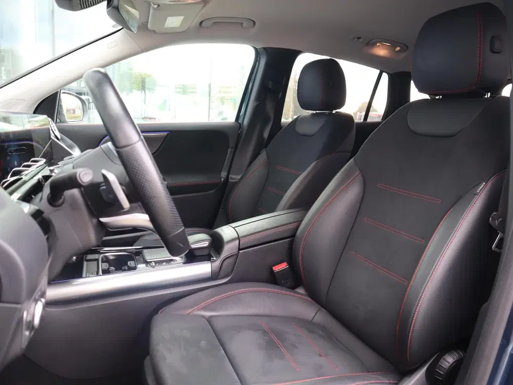 Mercedes-Benz GLA 250 e AMG Line l Trekhaak l Panoram uit 2023, foto 10