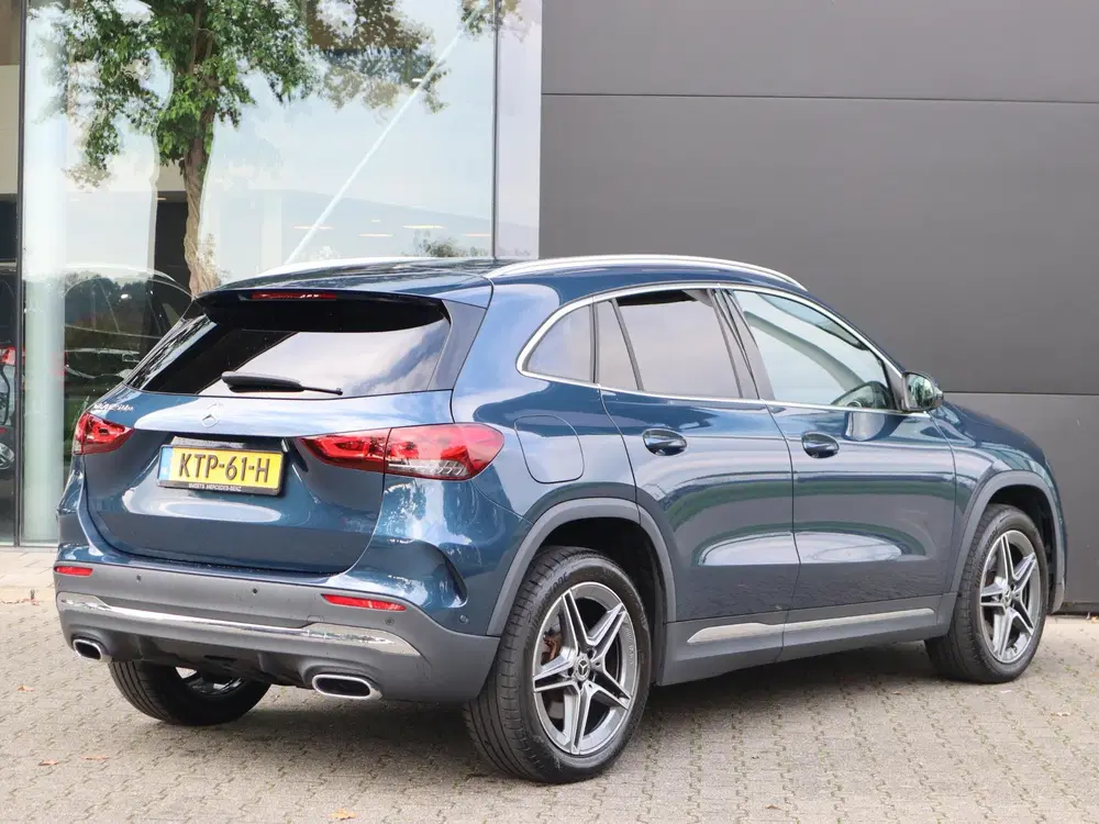Mercedes-Benz GLA 250 e AMG Line l Trekhaak l Panoram uit 2023, foto 2