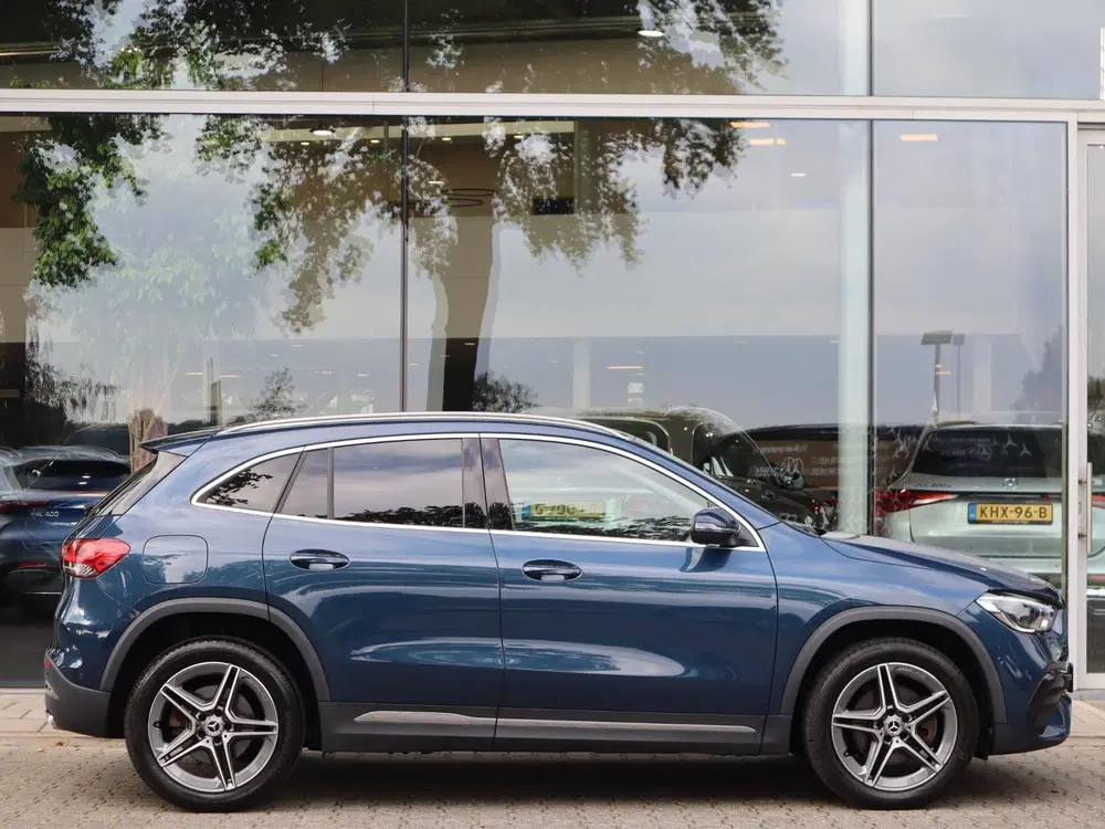 Mercedes-Benz GLA 250 e AMG Line l Trekhaak l Panoram uit 2023, foto 5
