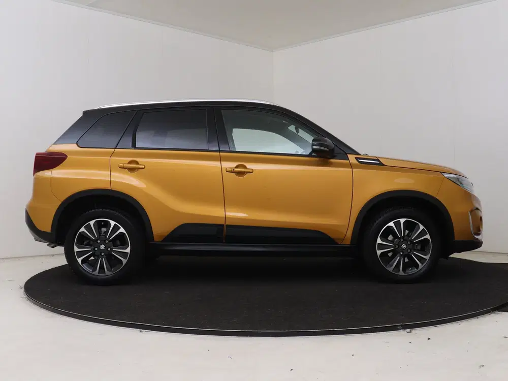 Suzuki Vitara 1.4 Boosterjet Style Smart Hybrid uit 2024, foto 11