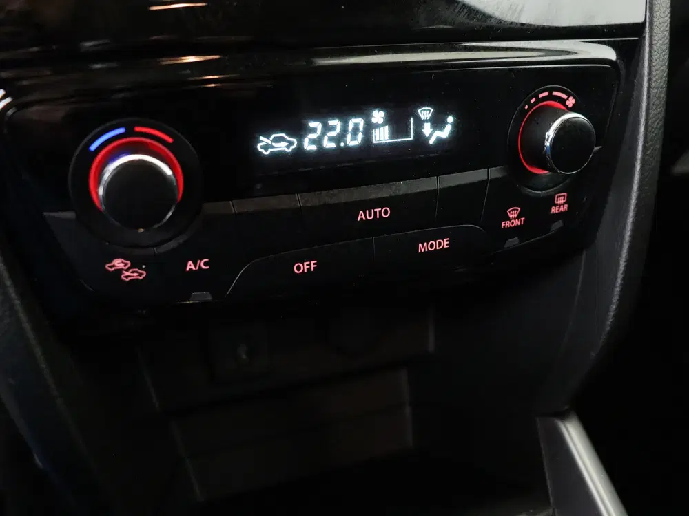 Suzuki Vitara 1.4 Boosterjet Style Smart Hybrid uit 2024, foto 9