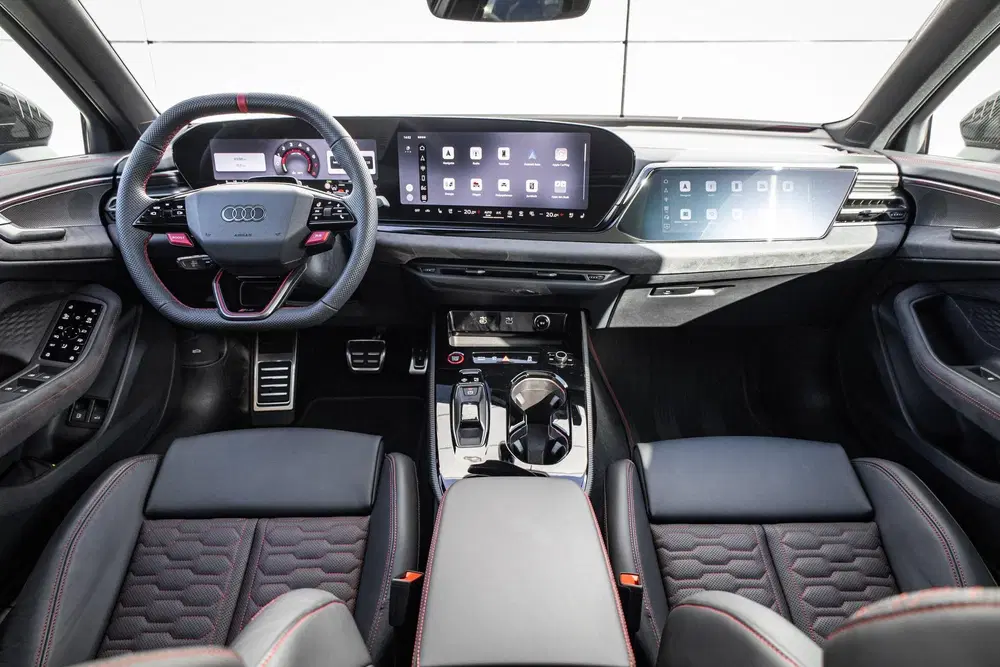 Audi RS5 2.9 e-hybrid 639pk quattro uit 2026, foto 4