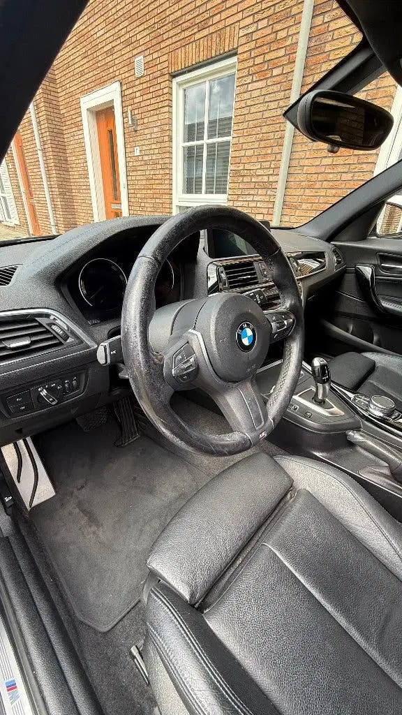 BMW 1-serie 118i 136pk Aut 2019 M sport High exutive Z uit 2019, foto 7