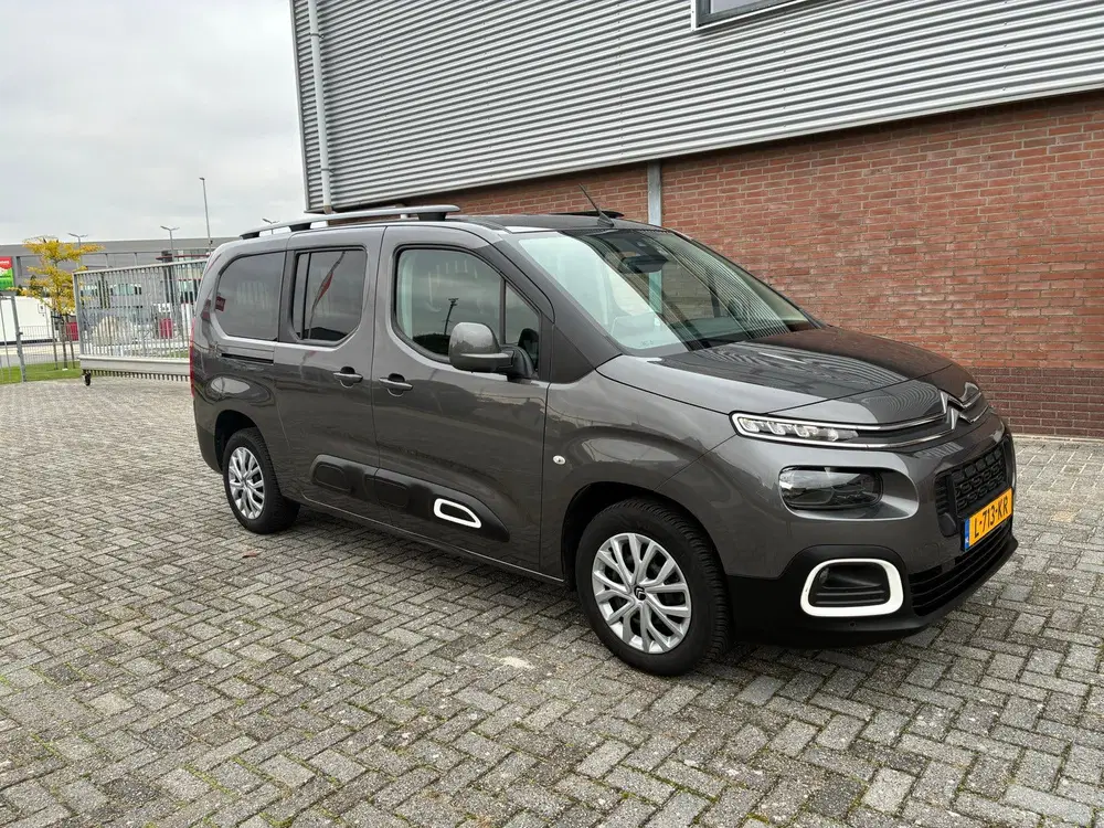 Citroën Berlingo 1.2 Puretech 130pk S&S Eat8 XL 2019 Grijs uit 2019