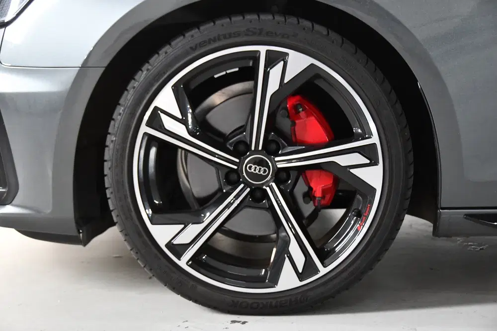 Audi A4 2.0 40 TFSI Quattro S-line*Competition*Mat uit 2024, foto 2