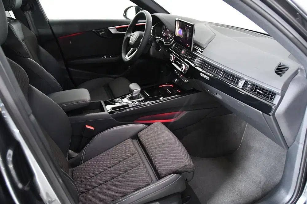 Audi A4 2.0 40 TFSI Quattro S-line*Competition*Mat uit 2024, foto 7