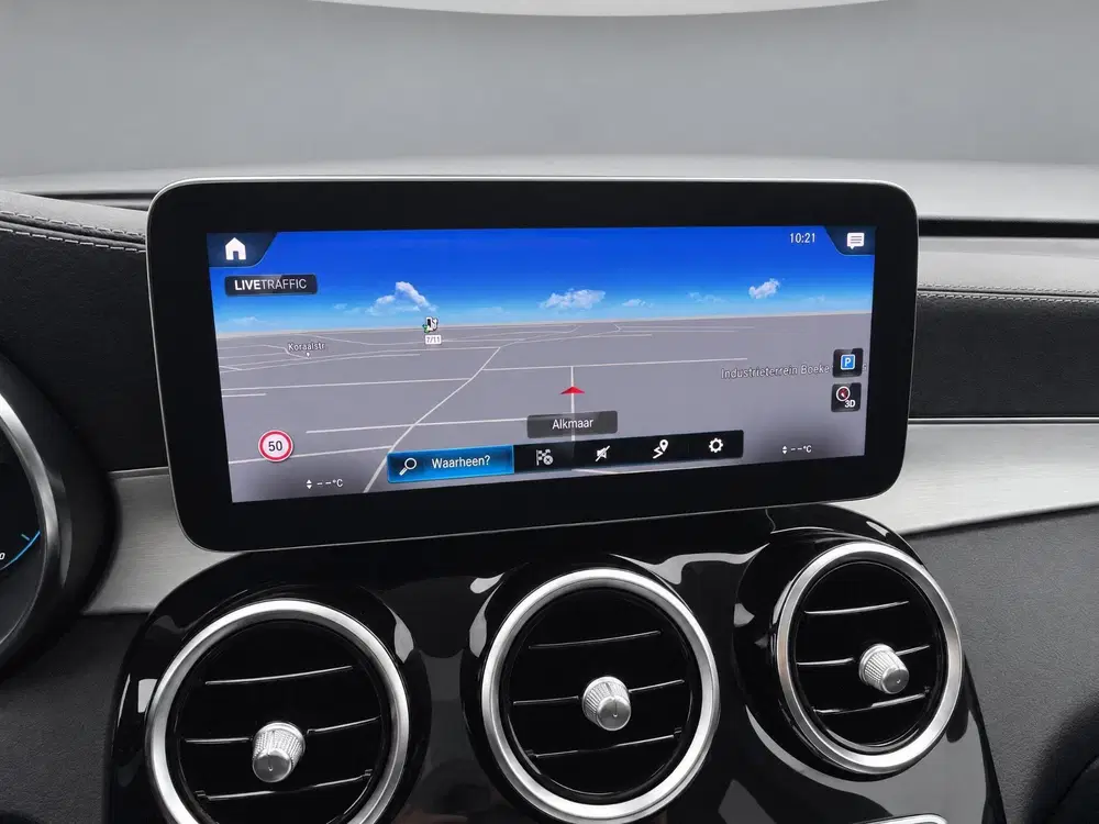 Mercedes-Benz GLC 300e 4MATIC AMG uit 2021, foto 13
