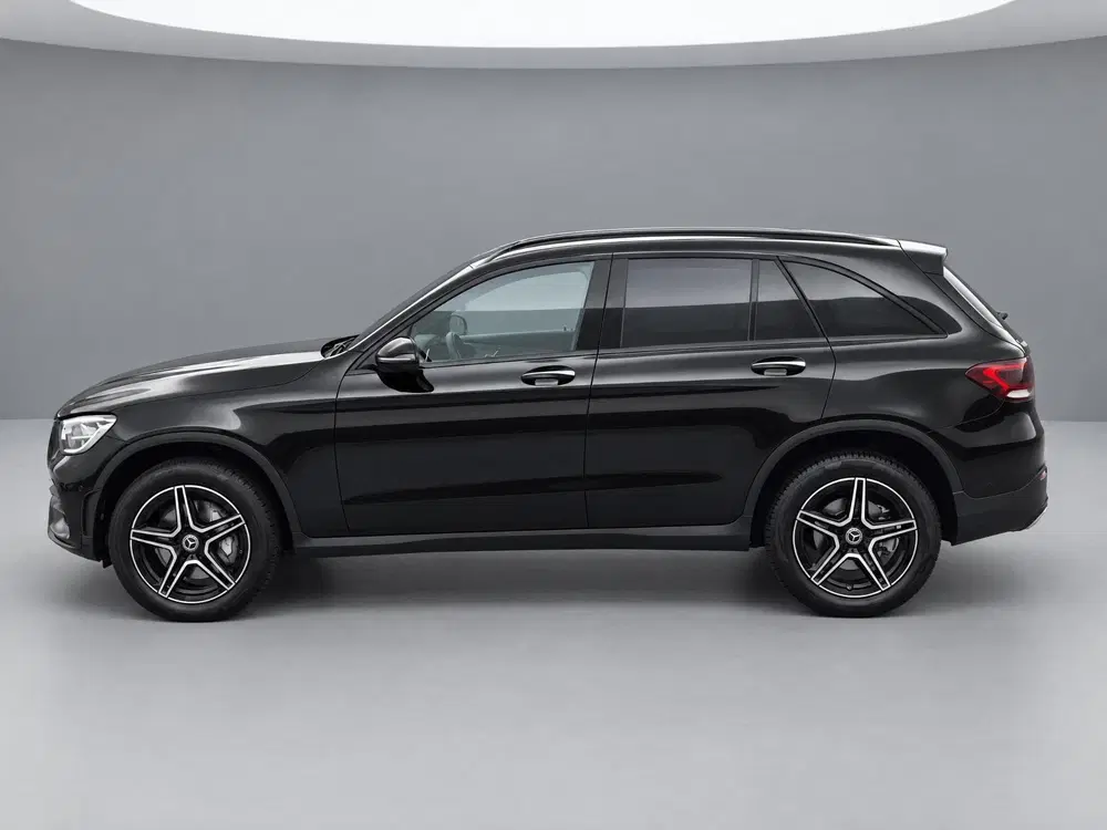 Mercedes-Benz GLC 300e 4MATIC AMG uit 2021, foto 3