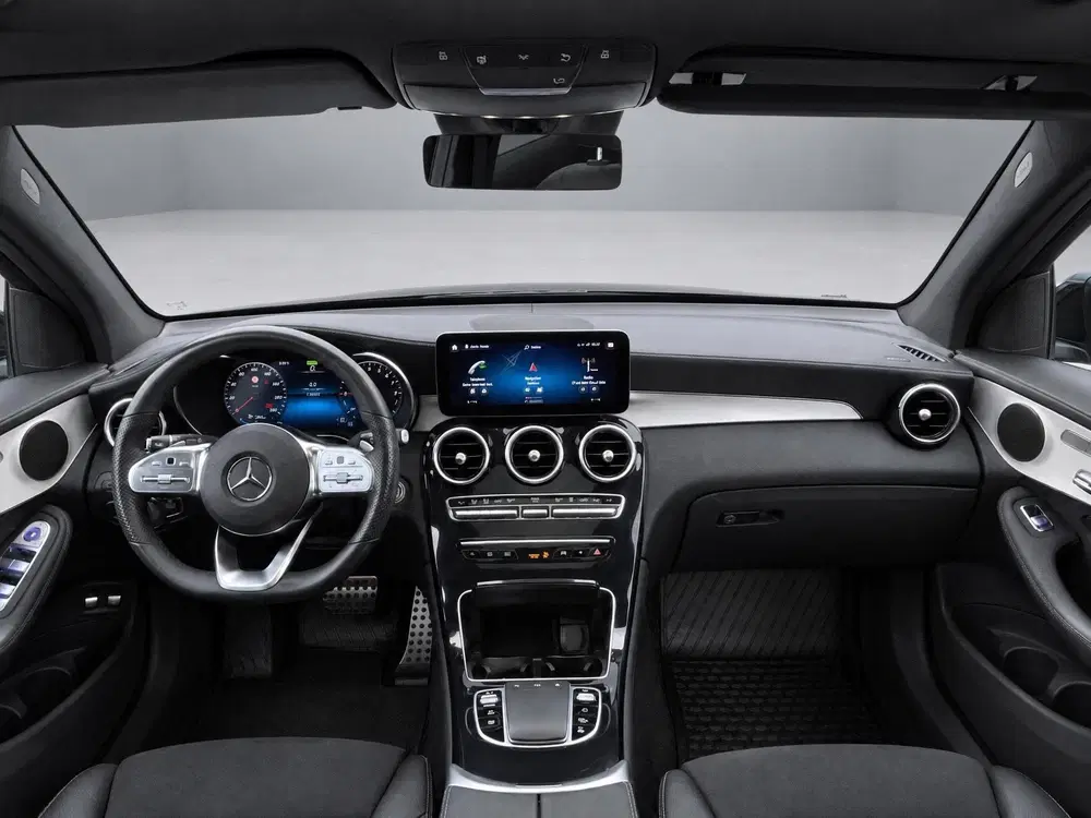 Mercedes-Benz GLC 300e 4MATIC AMG uit 2021, foto 5