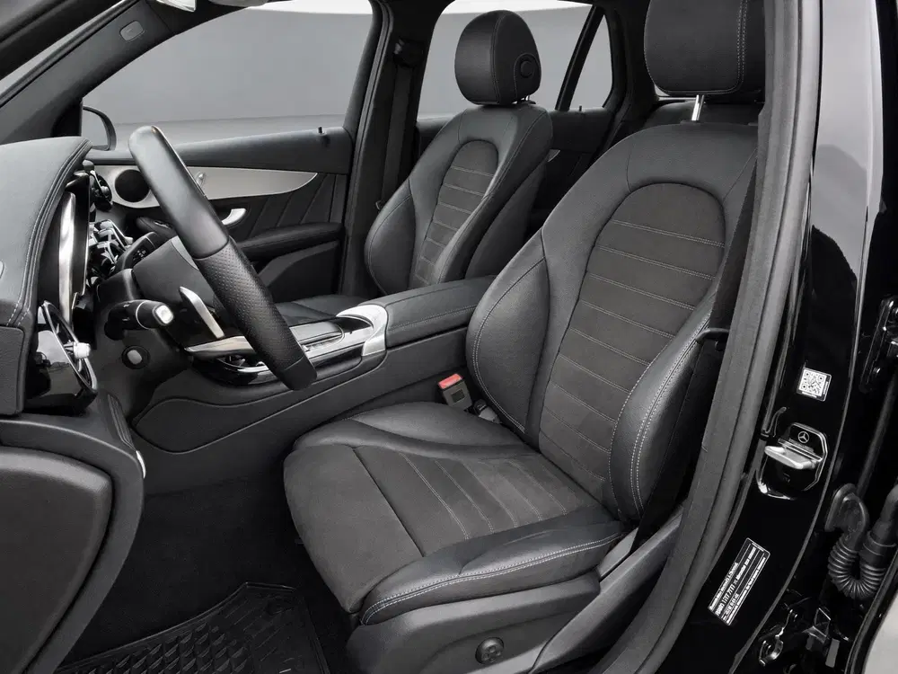 Mercedes-Benz GLC 300e 4MATIC AMG uit 2021, foto 7