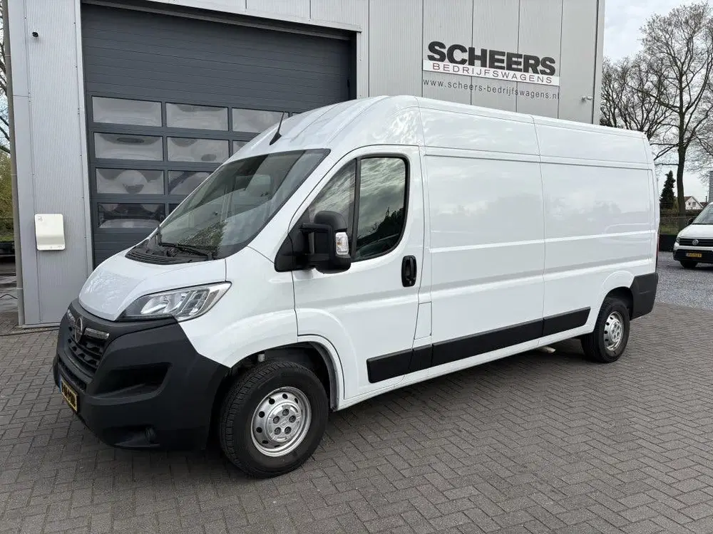 Opel Movano 2.2D 140PK L3H2 Airco uit 2024